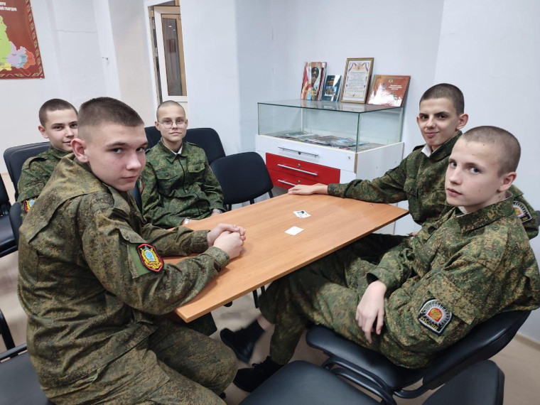 4 тур школьной лиги Евразии "Что? Где? Когда?".